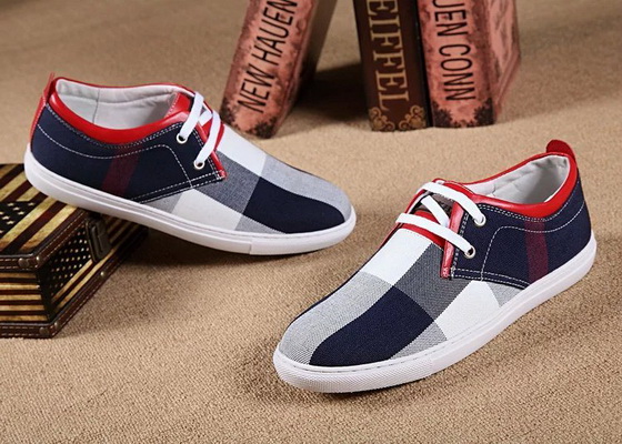 Burberry Fashion Men Sneakers--064